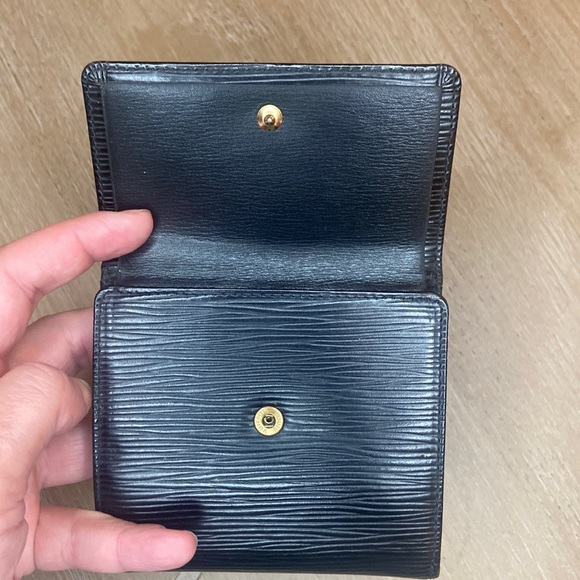 Louis Vuitton Epi Porte Feiulle Elise Trifold Wallet - Picture 7 of 12